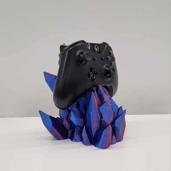 Crystal Controller Stand - Picture 2 of 3